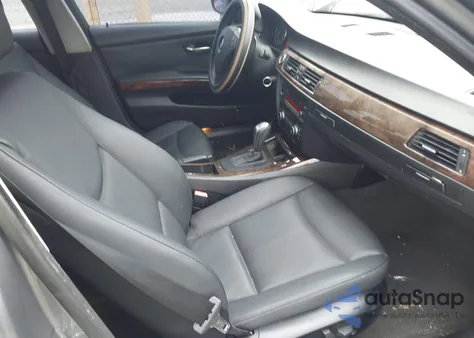 2009 BMW 328I z USA, uszkodzony, nr VIN WBAPH77549NM29883